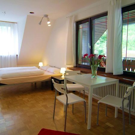 Hostel Waldblick Friburgo em Brisgóvia Exterior foto